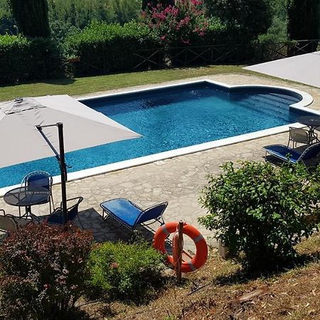 Case In Campagna Con Piscina A Тоді Екстер'єр фото